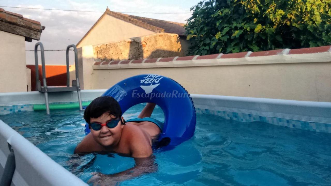 La Casa Del Abuelo Simon Guest House Fuente el Sauz Eksteriør bilde