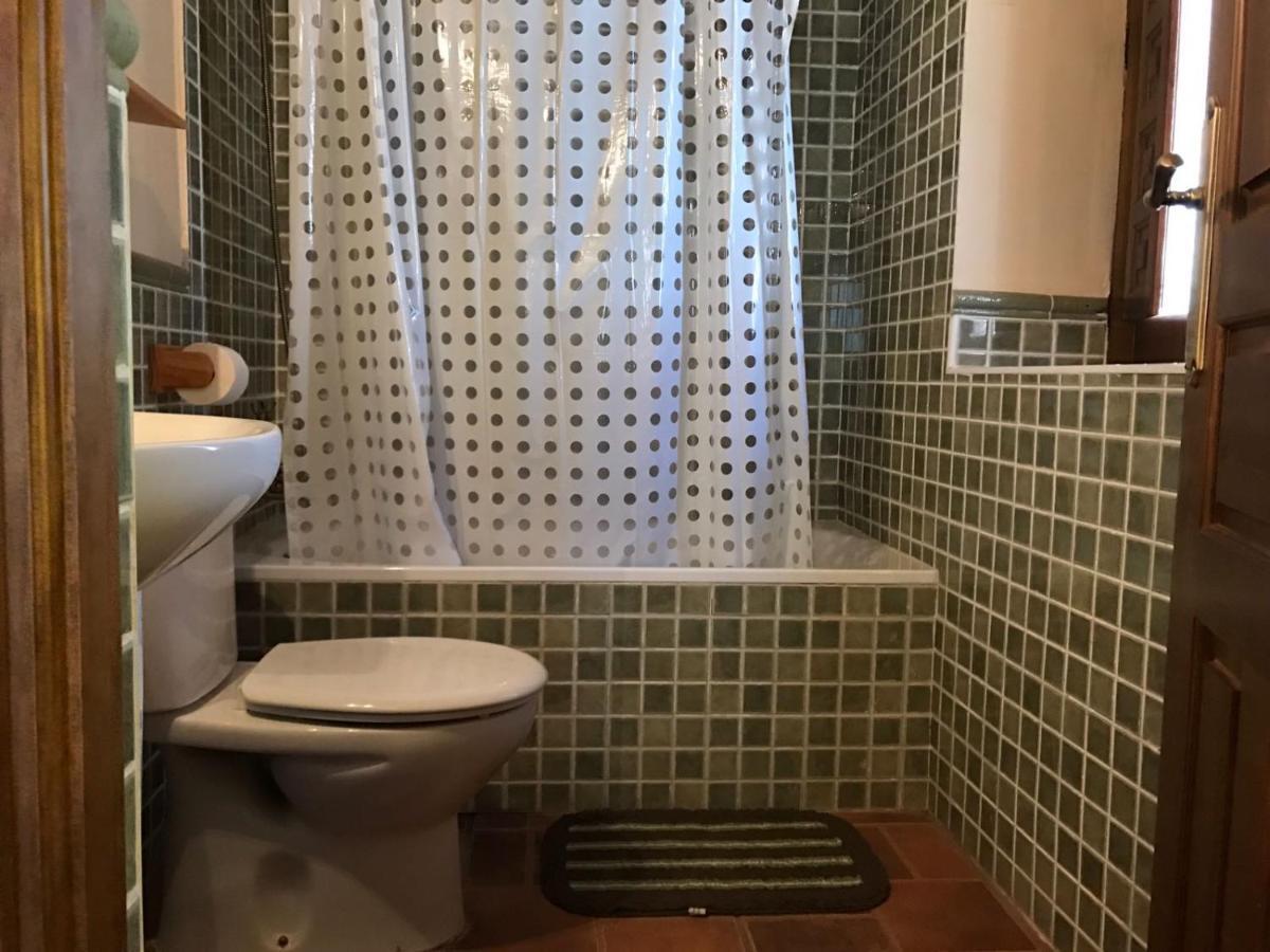 La Casa Del Abuelo Simon Guest House Fuente el Sauz Eksteriør bilde