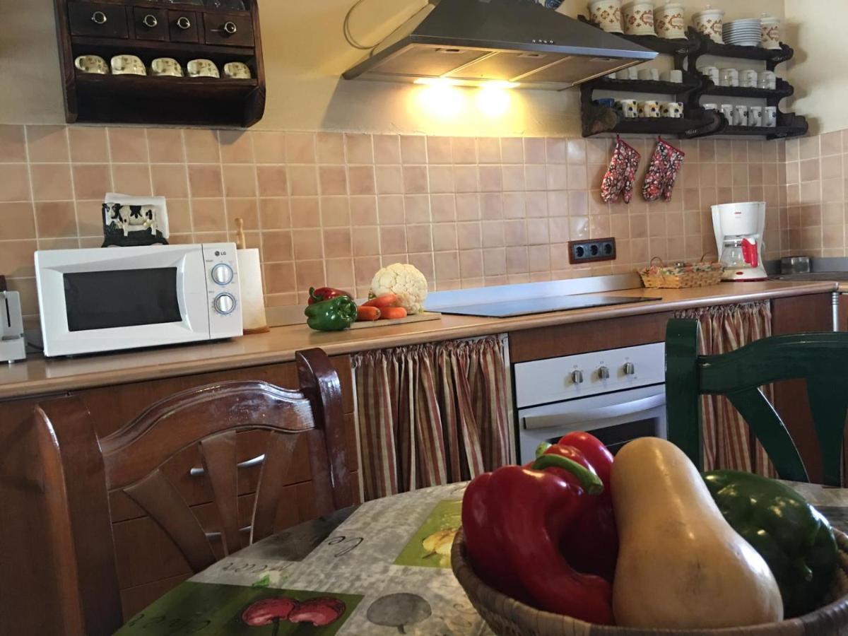 La Casa Del Abuelo Simon Guest House Fuente el Sauz Eksteriør bilde