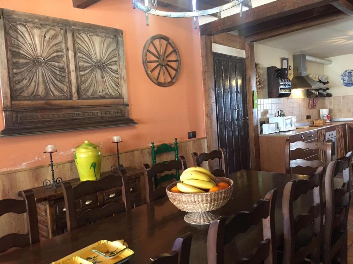 La Casa Del Abuelo Simon Guest House Fuente el Sauz Eksteriør bilde