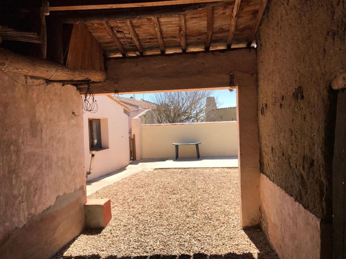 La Casa Del Abuelo Simon Guest House Fuente el Sauz Eksteriør bilde
